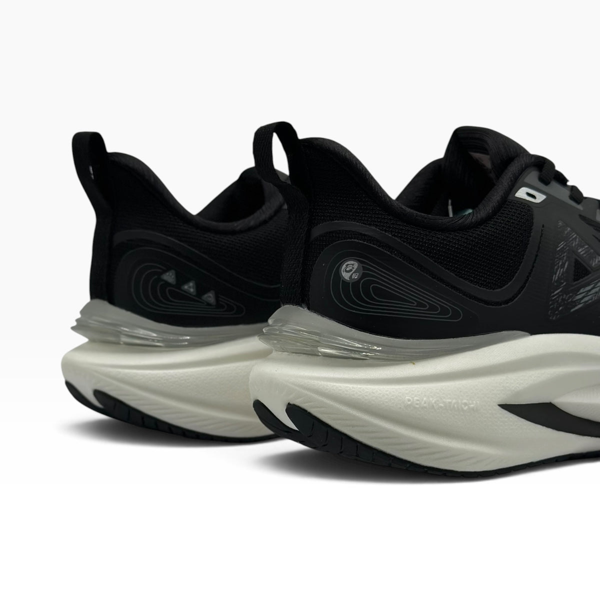 Peak Cushion Breathable Running Shoes BLACK/WHITE