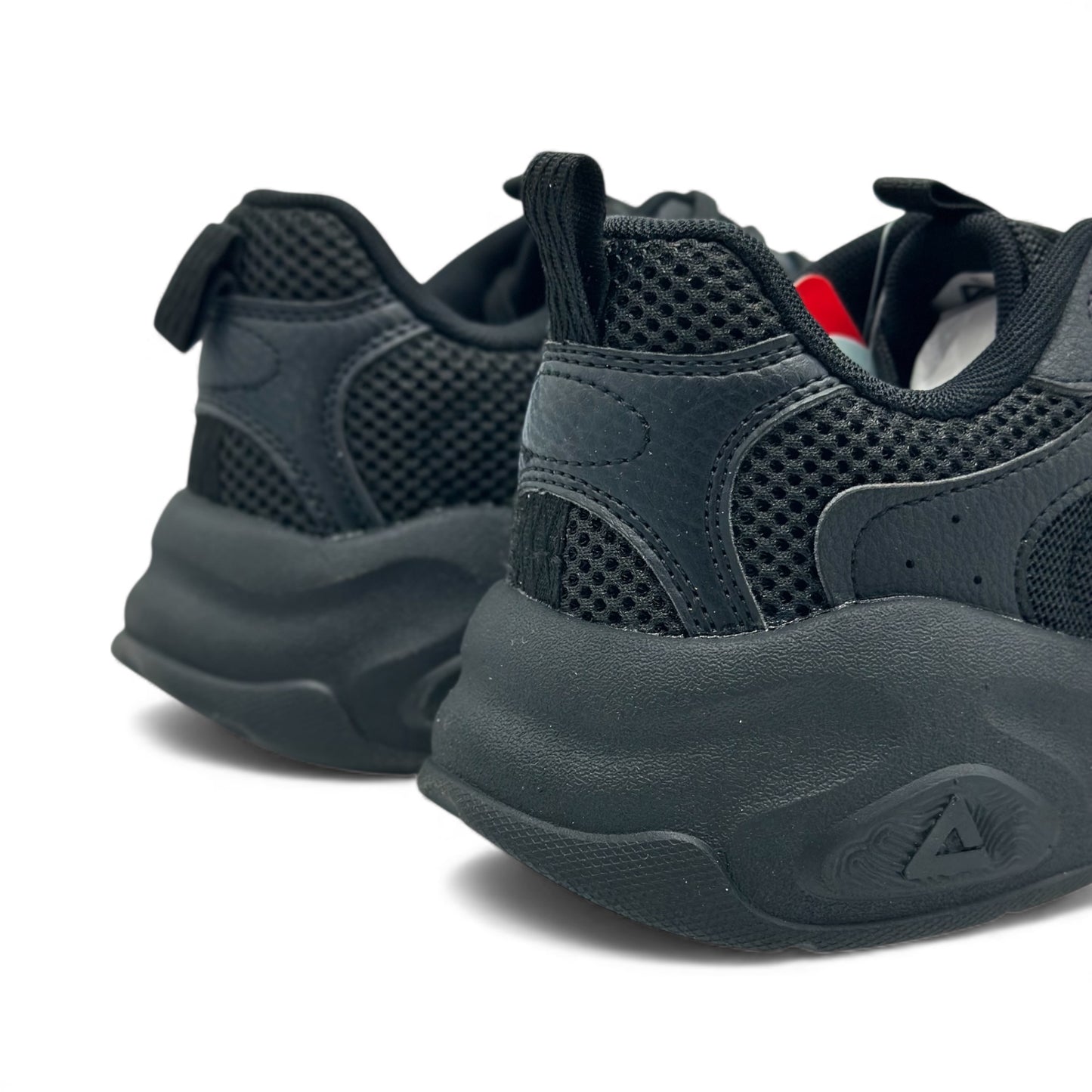 Peak Retro Casual Shoes ALL BLACK