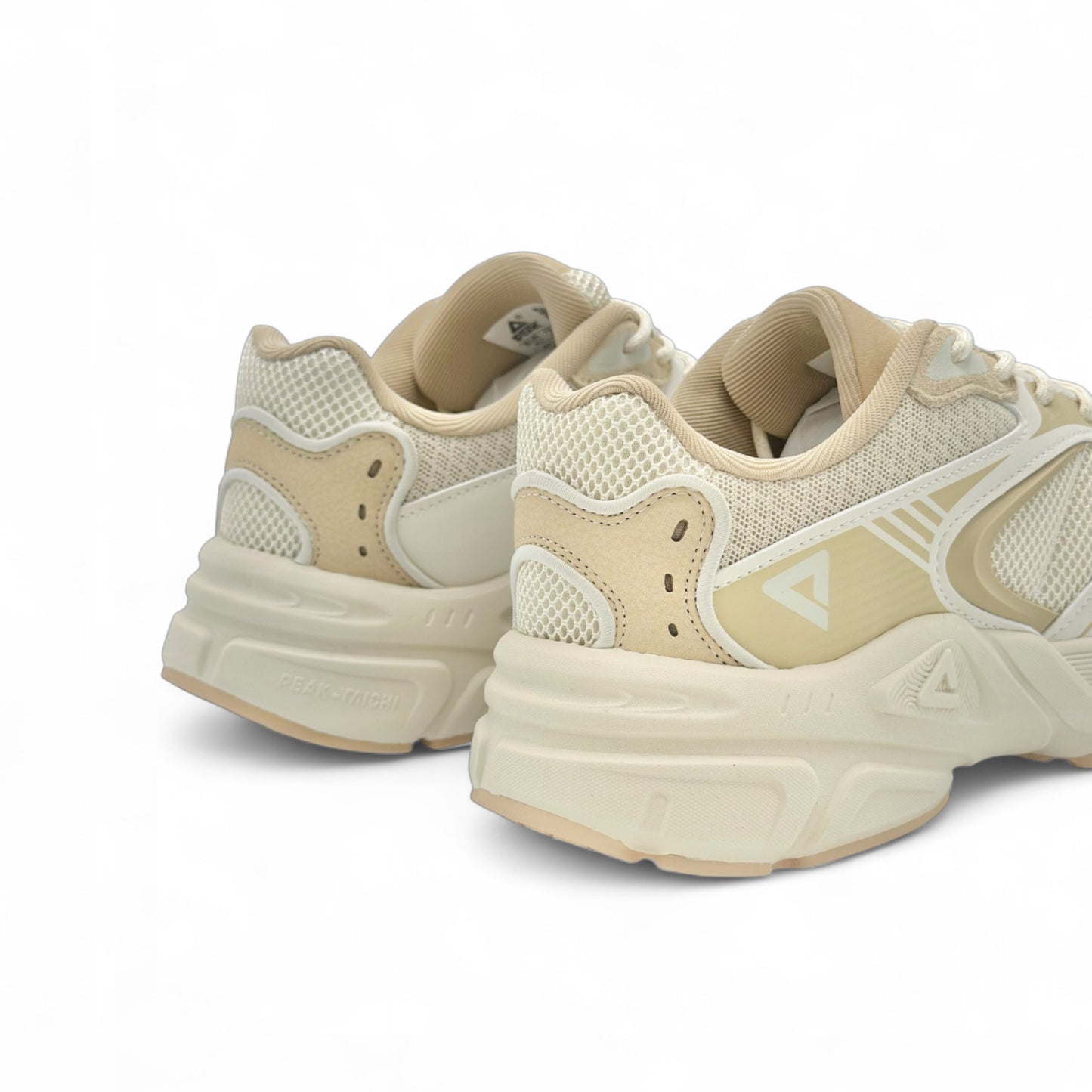 Peak Casual Shoes OFF WHITE