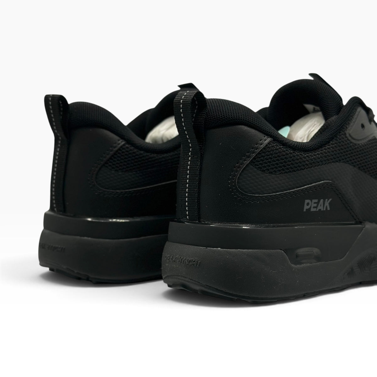 Peak Walking Shoes 3 ALL BLACK