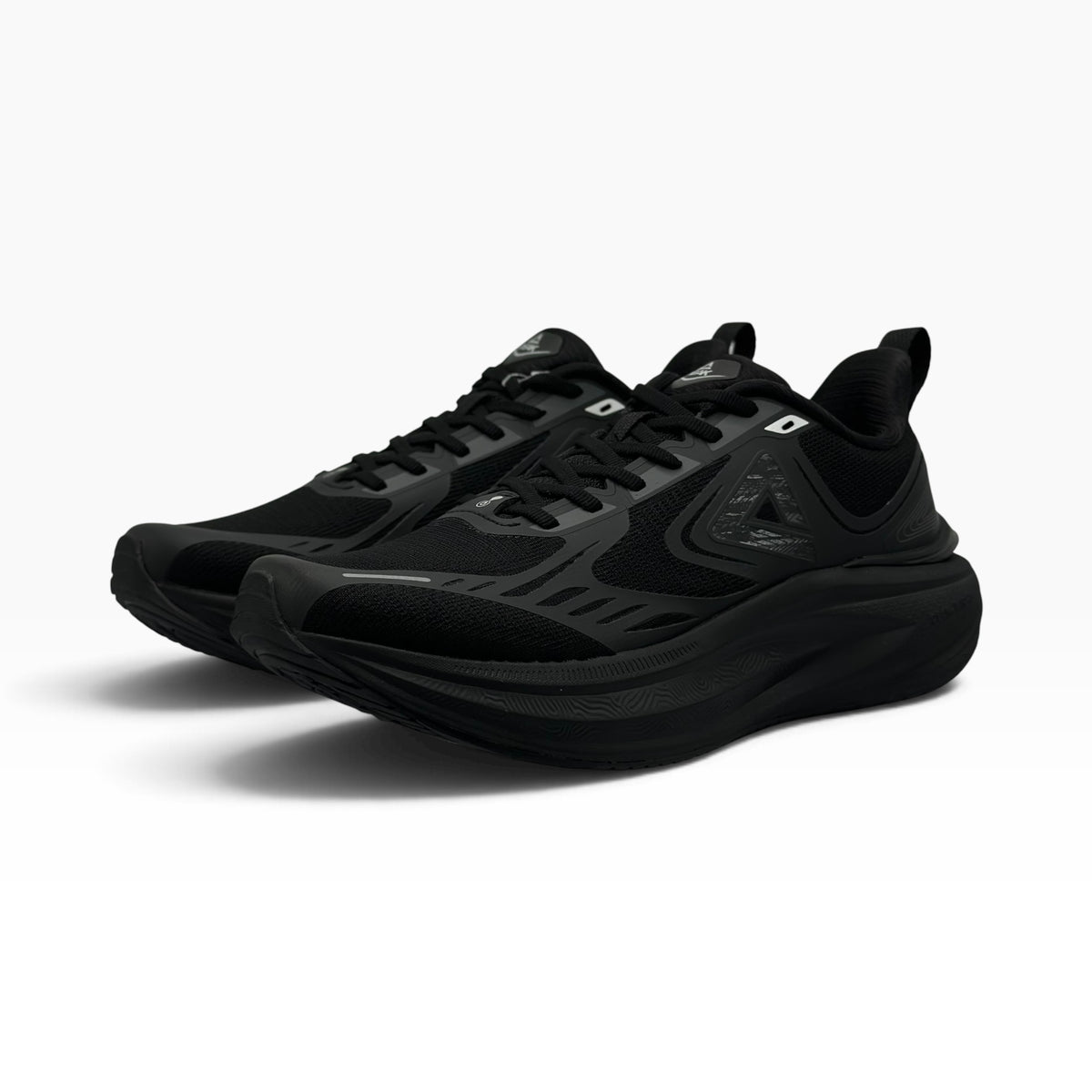 Peak Cushion Breathable Running Shoes All Black