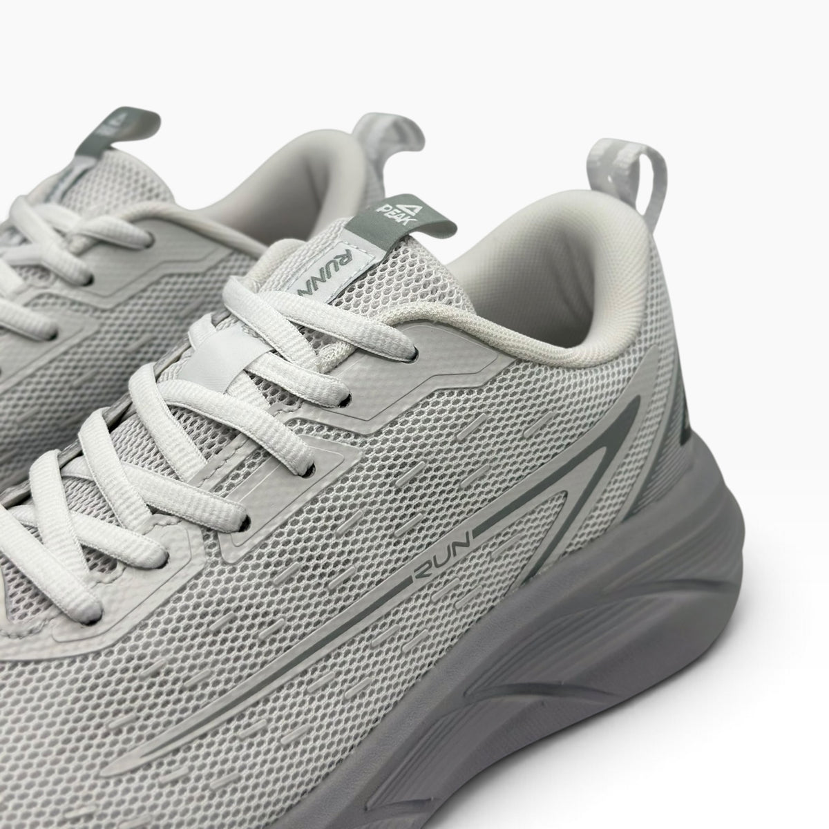Peak Running Shoes Dots LT.GREY