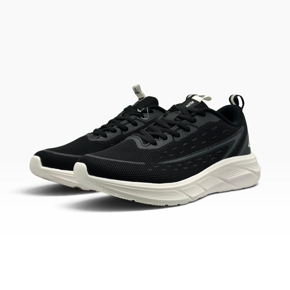 Peak Running Shoes Dots BLACK/WHITE