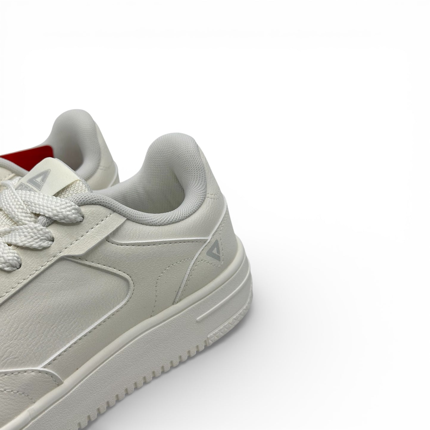 Peak Culture Taichi White