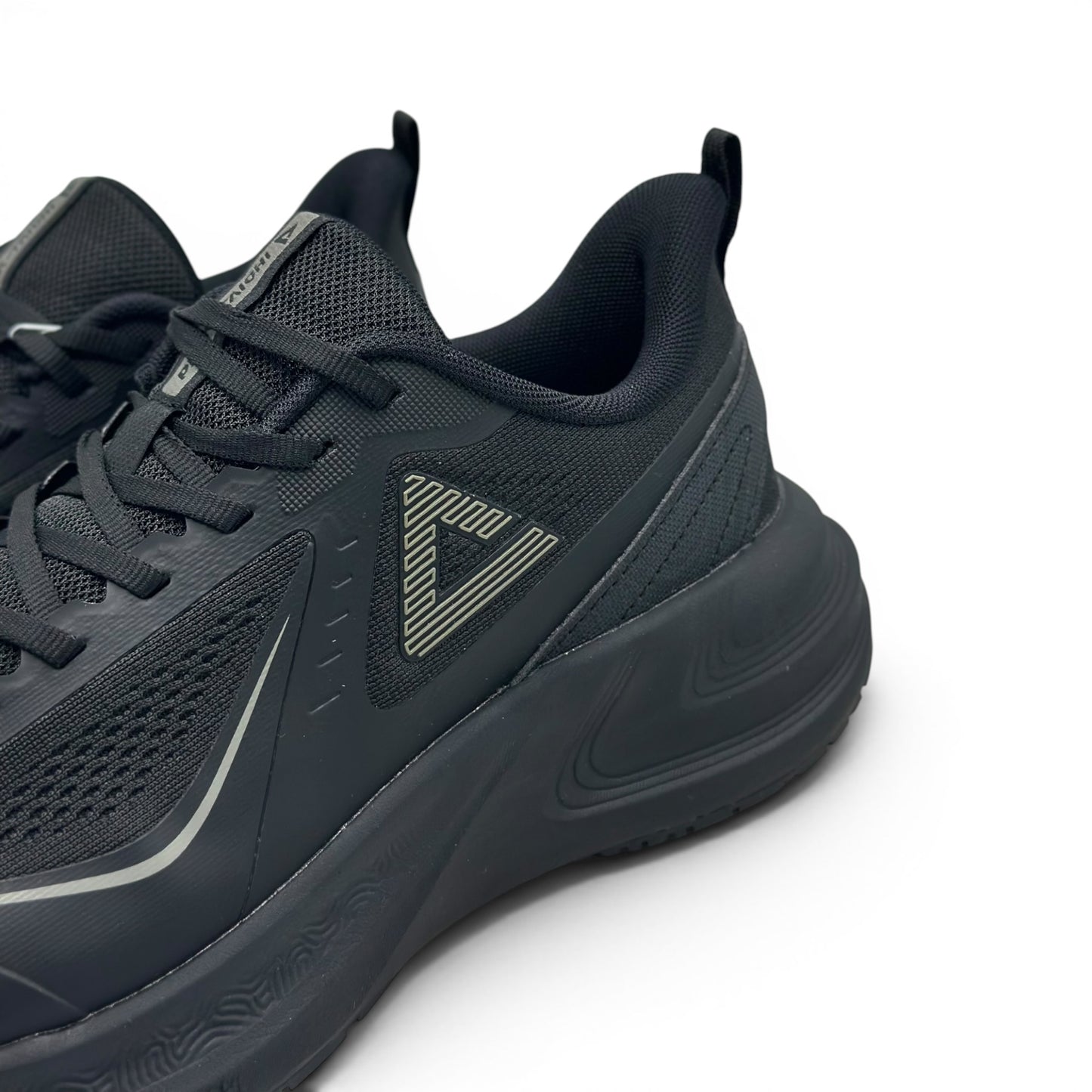 Peak Running Shoes ALL BLACK