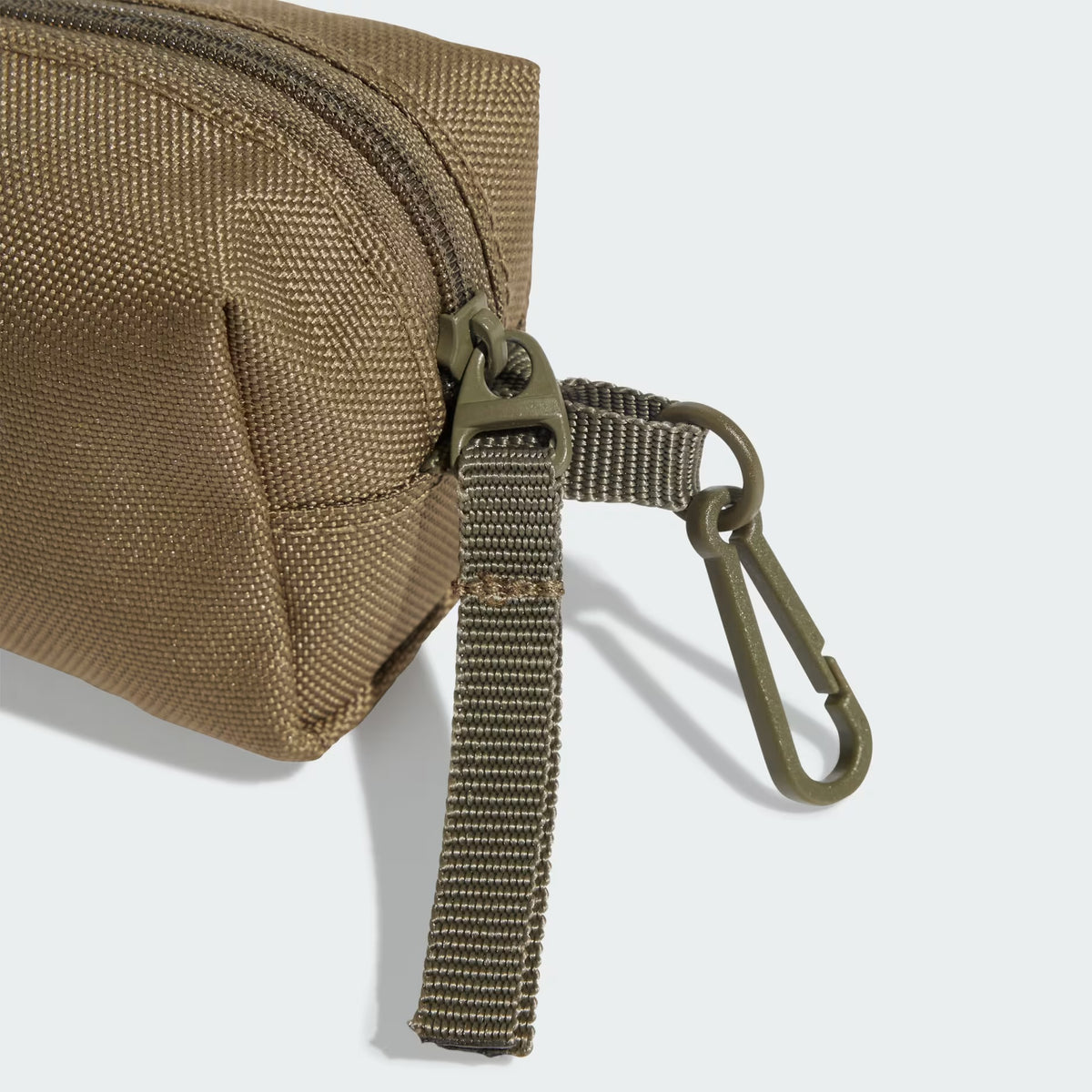 ADIDAS CLSC PCASE BP ARMY GREEN - JD3091