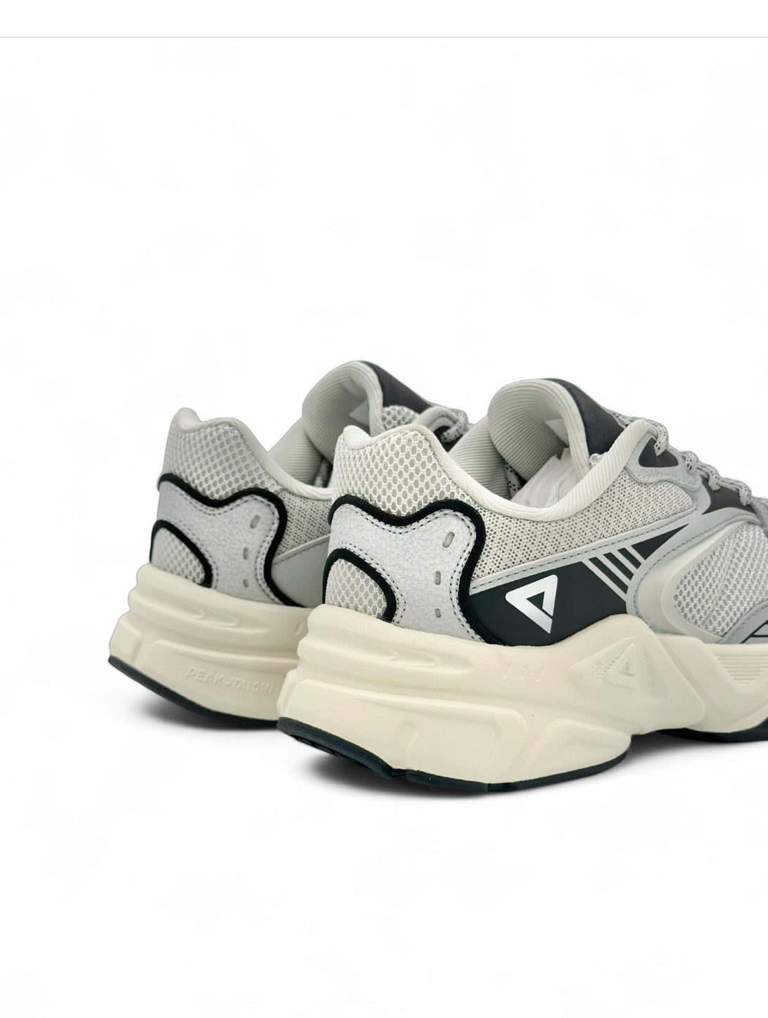 Peak Casual Shoes  GREY